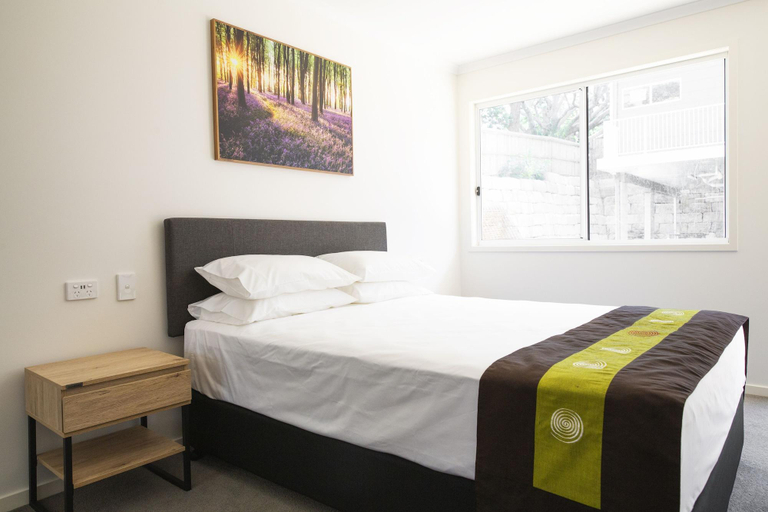 Bedroom 2, Petrie Mill Motel, Petrie