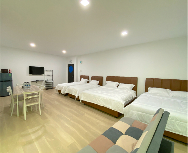 Bedroom 3, CN Homestay A2 Floor 1 at Nagoya Hill Mall, Batam