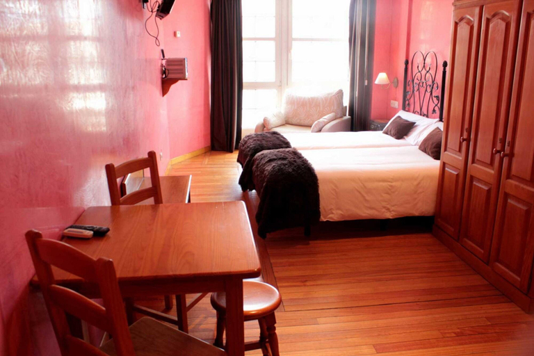 Bedroom 2, Apartamentos Alda porta do sol, Pontevedra