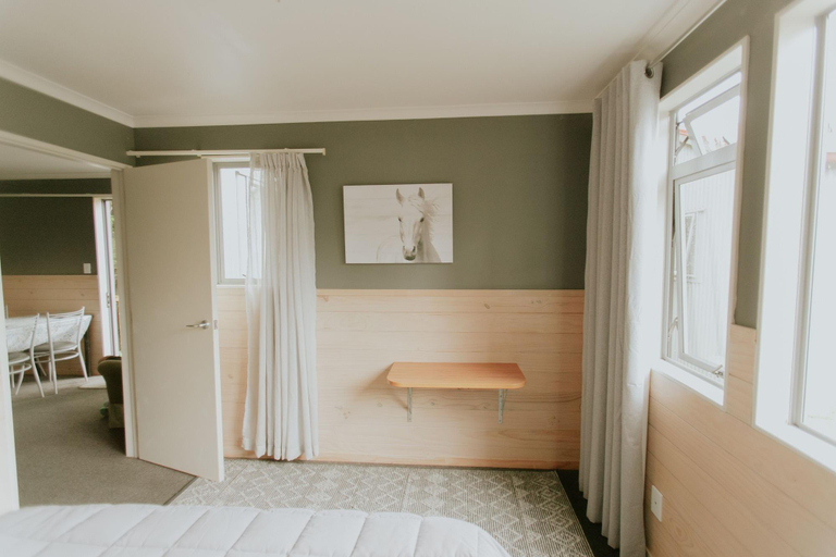 Bedroom 3, Kiwi Paka Waitomo, Waitomo