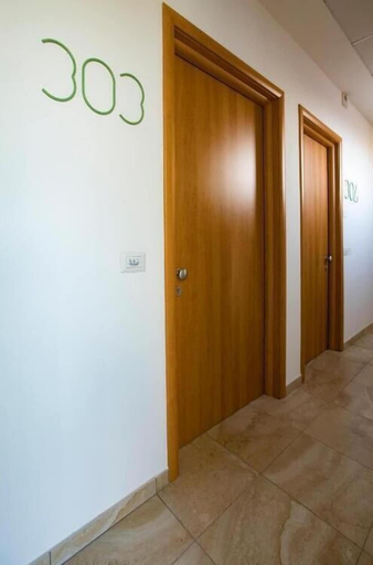 Public Area 3, Santa Teresa House, Verona