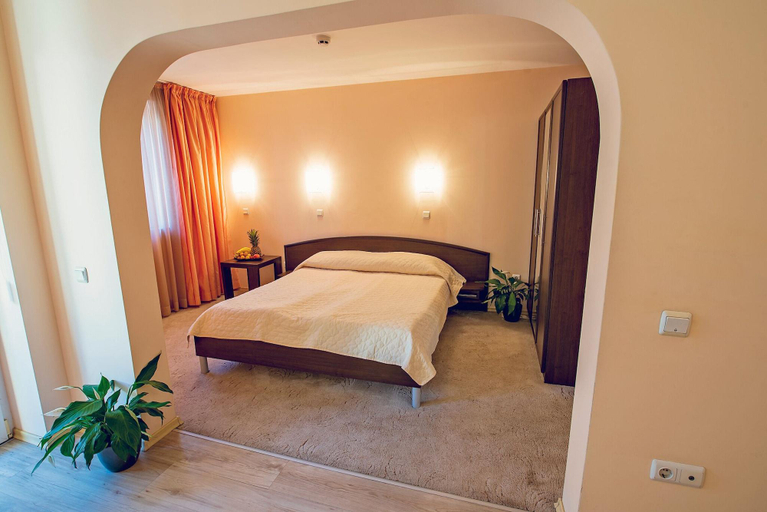 Bedroom 3, Family Hotel Gran Ivan, Varna