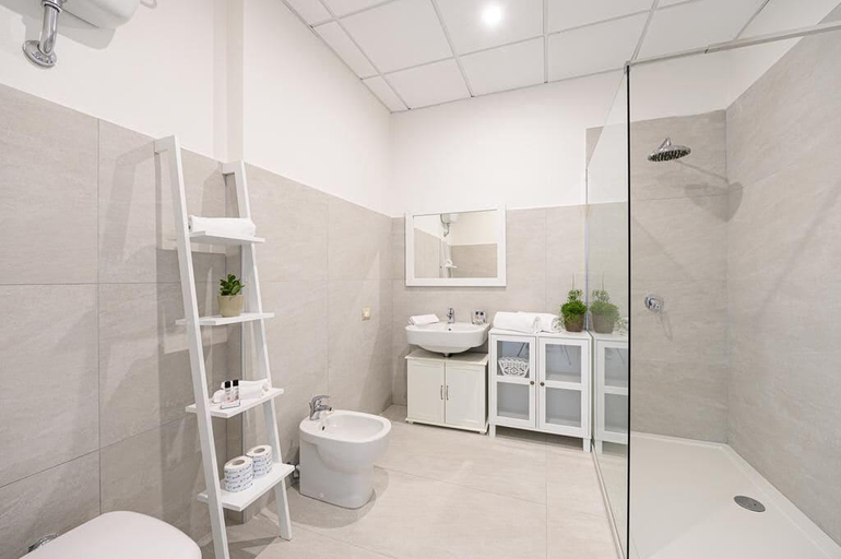 Bathroom 5, Hotel Lido Beach, Oristano