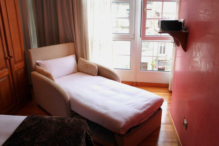 Bedroom 5, Apartamentos Alda porta do sol, Pontevedra