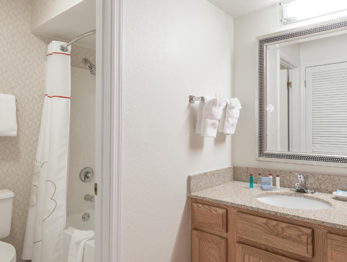 Bathroom 4, Value Suites Extended Stay - St. Louis Westport Plaza, Saint Louis