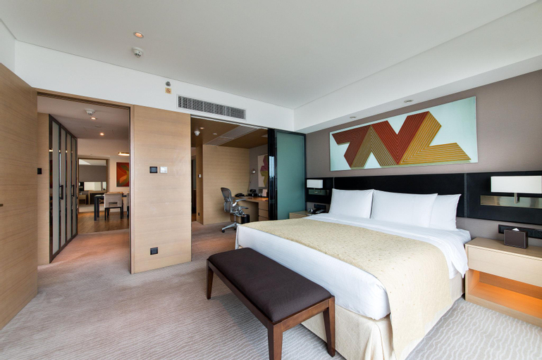 Bedroom 3, Marco Polo Wuhan Hotel, Wuhan
