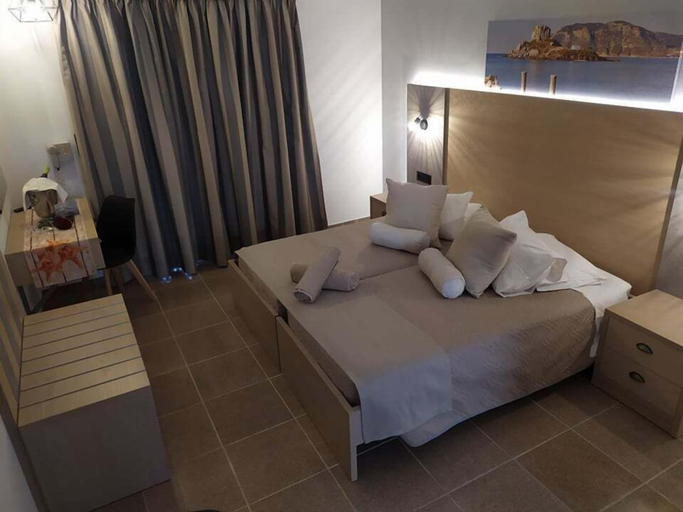 Bedroom 5, Albatross Hotel Kefalos, South Aegean