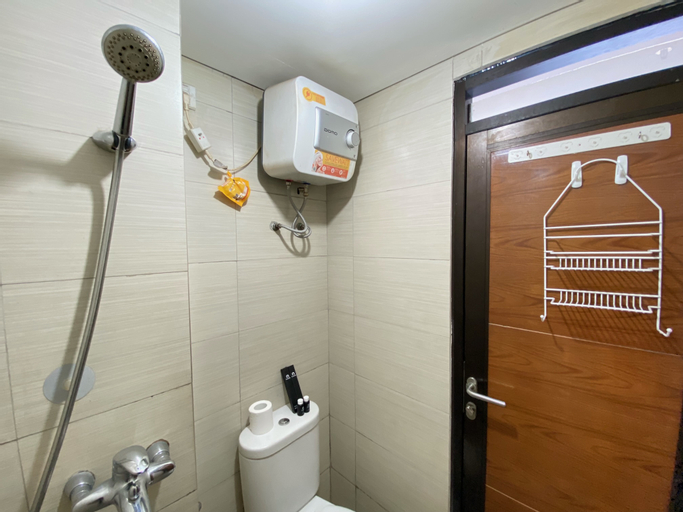 Bedroom 5, Homey 2BR Apartment at Gateway Pasteur By Travelio, Bandung