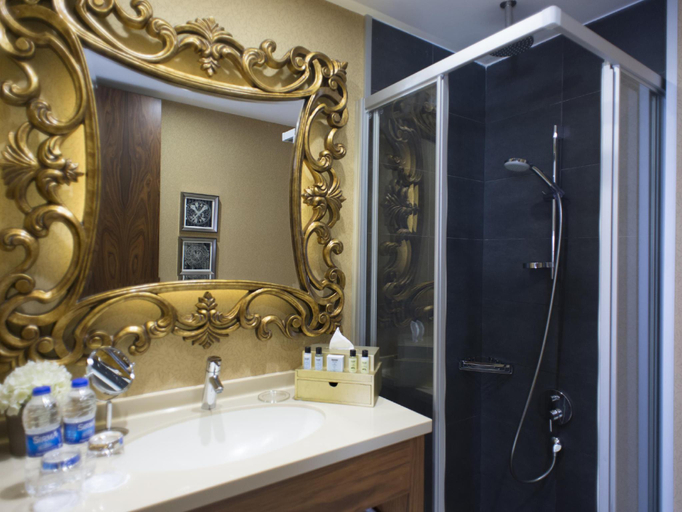 Bathroom 2, Stories Hotel Kuloglu, Beyoğlu