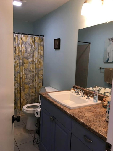 Bathroom 3, Brushwood House by Smith Point Beach, Suffolk