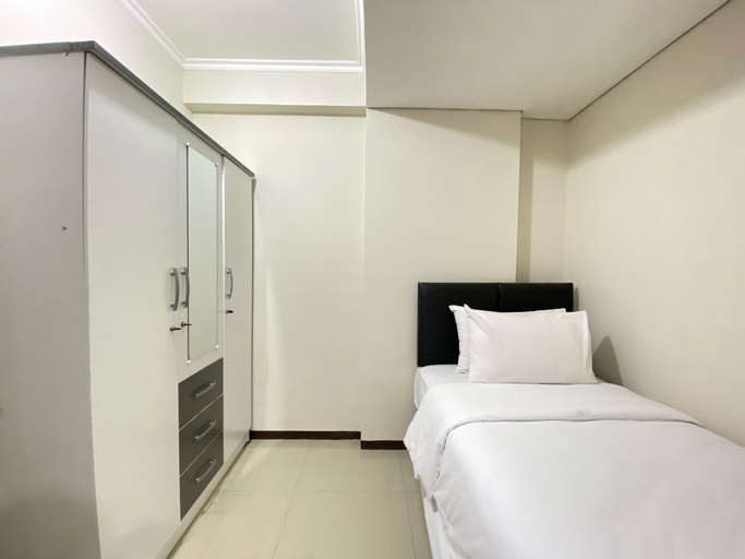 Bedroom 2, Homey 2BR Apartment at Gateway Pasteur By Travelio, Bandung