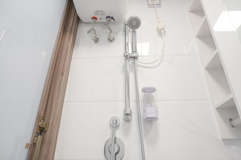 Bedroom 2, Warm and Cozy Stay Studio Apartment at Sky House BSD By Travelio, South Tangerang