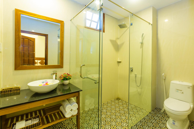 Bathroom 4, Hoi An Sala Hotel, Da Nang