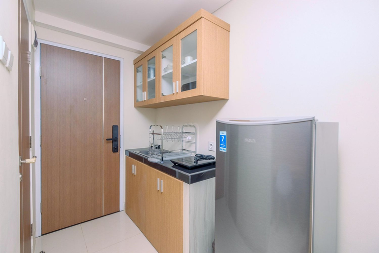 Others 4, Elegant and Comfy Studio Loft Apple 1 Condovilla Apartment By Travelio, Jakarta Selatan