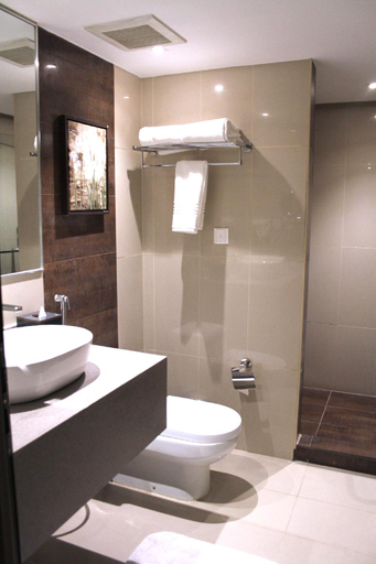 Bathroom 5, Ewaa Express Hotel - Olaya, Riyadh