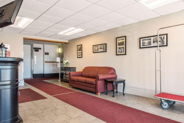 Public Area 2, Home2 Suites by Hilton Bangor, Penobscot