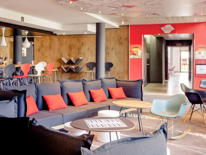 Public Area 2, B&B HOTEL Lyon Eurexpo Bron, Rhône