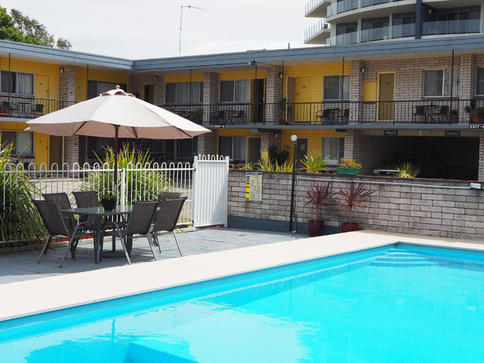 Others 4, Forster Motor Inn, Great Lakes