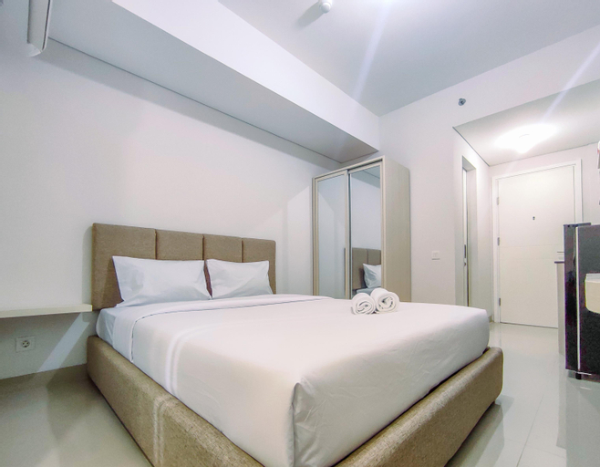 Elegant and Comfy Studio Barsa City Apartment By Travelio, Yogyakarta