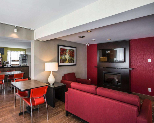 Public Area 2, Comfort Inn Ottawa East, Ottawa