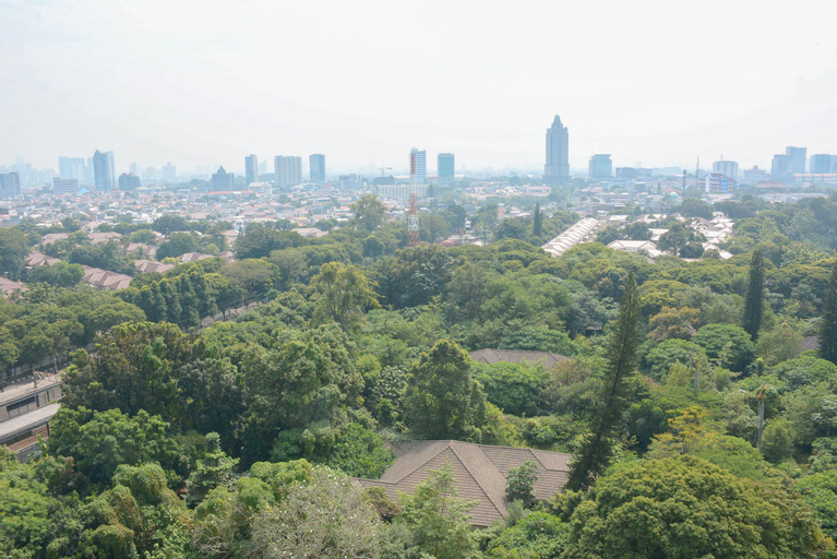 Exterior & Views 4, Nice and Minimalist Studio at Apartment Woodland Park Residence By Travelio, South Jakarta