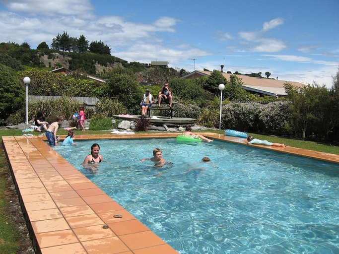 Sport & Beauty, 252 Beachside Motels & Holiday Park, Westland