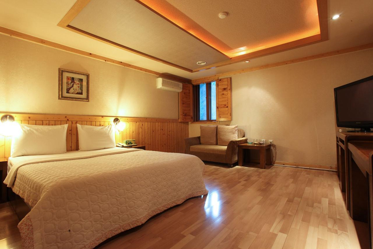 Bedroom 3, Pocheon Supsogui Gungjeon, Pocheon