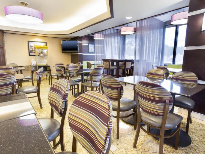 Food & Drinks 5, Drury Inn & Suites Atlanta Airport, Fulton