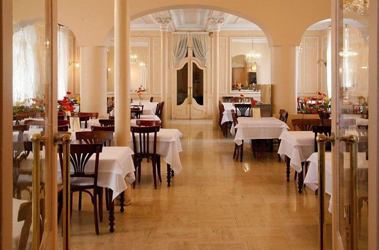 Food & Drinks 5, Hotel Metropole, Hautes-Pyrénées