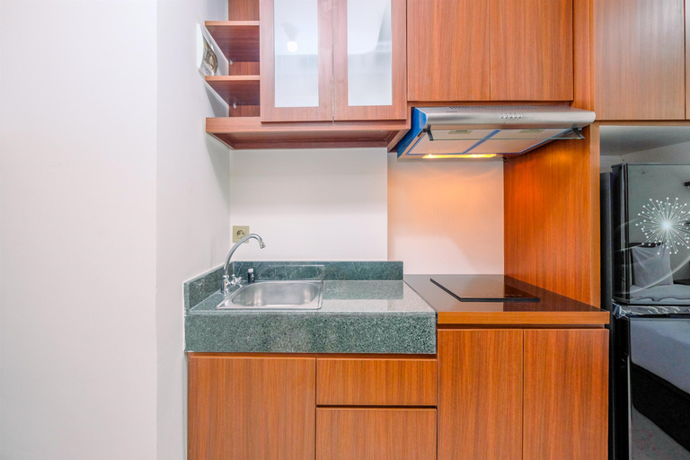 Others 2, Fancy and Nice Studio Apartment at Transpark Cibubur By Travelio, Depok