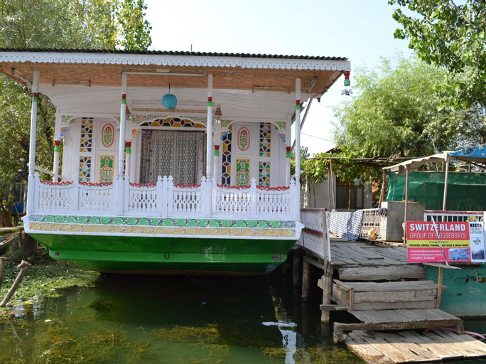 Houseboat Switzerland, Srinagar