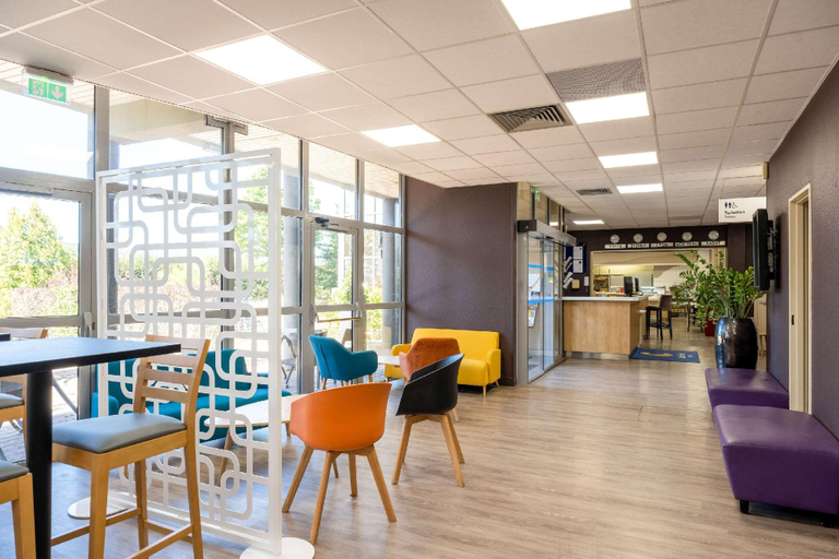 Public Area 2, Comfort Hotel Aeroport Lyon St Exupery, Rhône