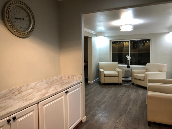 Public Area 2, Cedar Inn & Suites, El Dorado