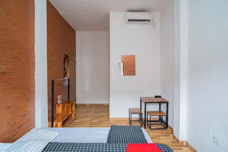 Bedroom 18