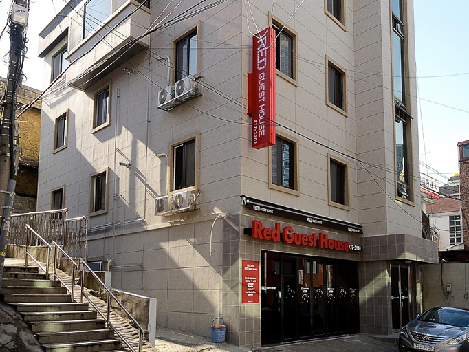 Exterior & Views 3, Red Guest House, Jung