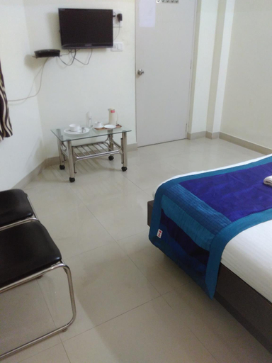 Bedroom 3, Lake Land Guest House, North 24 Parganas