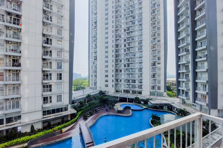 Exterior & Views 3, Comfort and Simple 1BR at Casa De Parco Apartment By Travelio, Tangerang Selatan