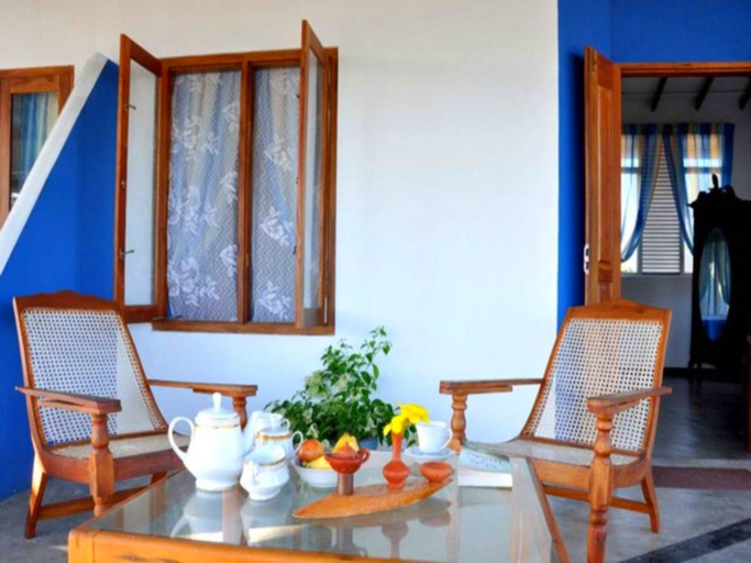 Others, Yasuri Hotel, Weligama
