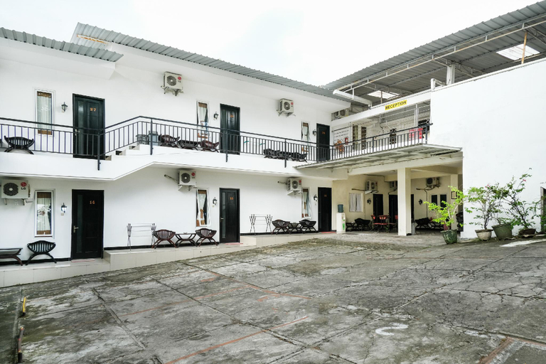 Exterior & Views 1, Hotel O Pondok Helomi, Sleman