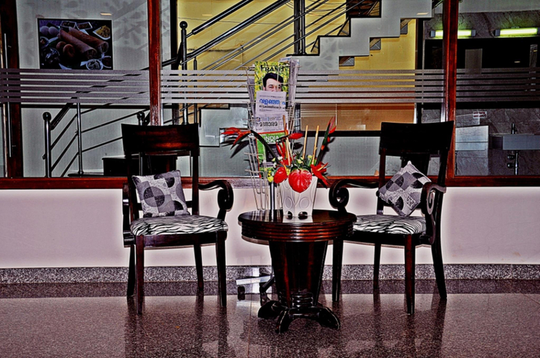 Public Area, Hotel mookambika palace, Udupi
