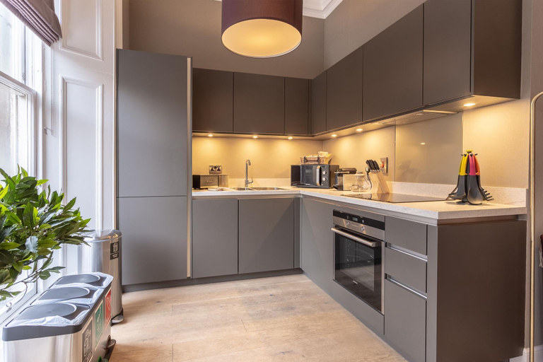 Others 5, No.1 Apartments - George IV Bridge, Edinburgh