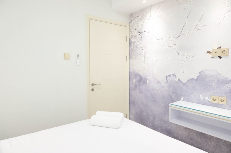 Exclusive and Spacious 2BR Apartment at Supermall Mansion Surabaya By Travelio, Surabaya
