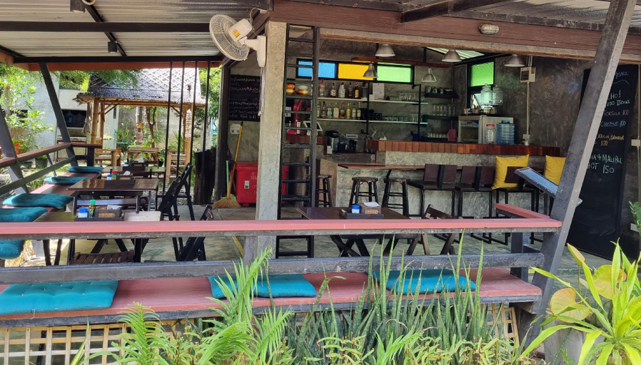 Food & Drinks 5, Cha-Cha Hotel , Ko Lanta