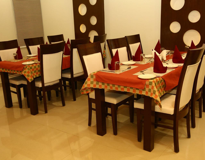 Food & Drinks 4, Hotel Royal inn, Chittaurgarh
