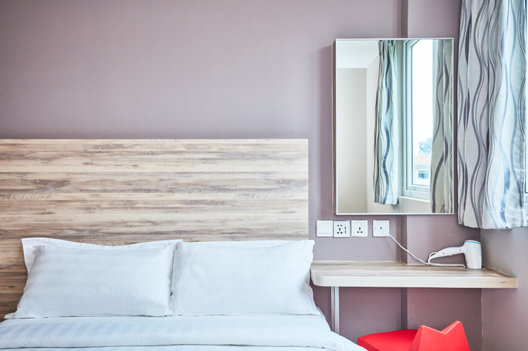 Bedroom 6