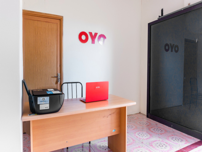 Public Area 3, OYO 3095 Semarapura Homestay, Makassar