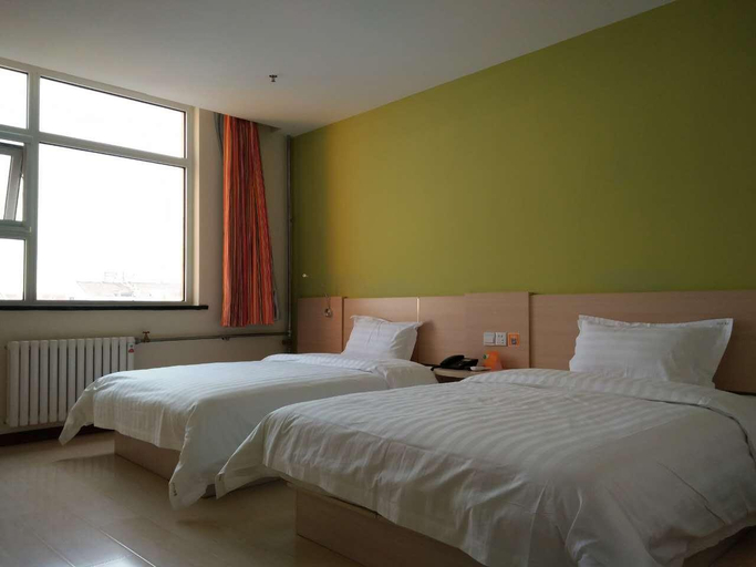 Bedroom 3, 7Days Inn Qingdao Huangdao Dongjiakou, Qingdao