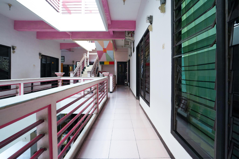 Others 5, OYO 662 MIRACLE HOMESTAY SYARIAH, Surabaya