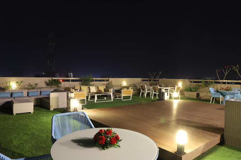 Food & Drinks 4, Ebony Residency Ahmedabad, Ahmadabad