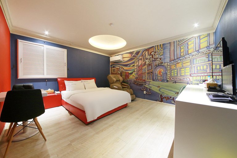 Bedroom 3, Hanam Baro Hotel, Guri